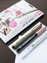 SAKURA Set Creativo Art Kit Flor de Cerezo (Pigma Micron 05, Gelly Roll, Koi coloring y 3 postales A6)